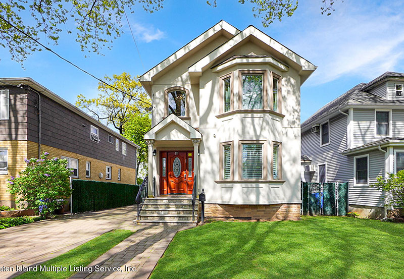 271 Prescott Avenue
