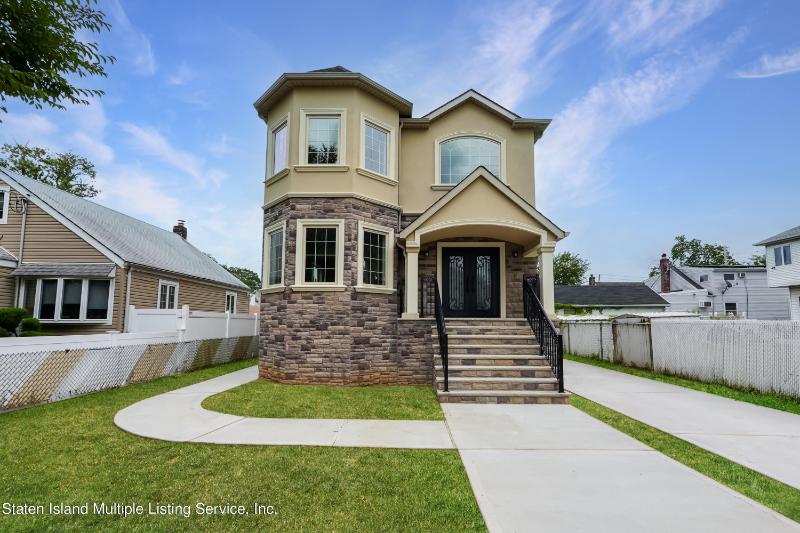 Homes for sale in the North Shore